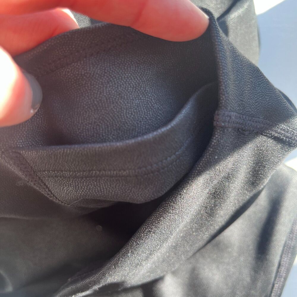 Fabletics High-Waisted Iridescent Luxe Legging Black SZ Sm Activewear Movement - Picture 5 of 8